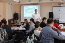Исполнительный директор Национальной ассоциации обучения предпринимательству (РАОП) Алексей Бабошин посетил с образовательными мероприятиями бизнес-инкубатор Республики Марий-Эл