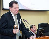 Ю.Б. Рубина, Президента Ассоциации наградили "За вклад в развитие предпринимательской экосистемы".
